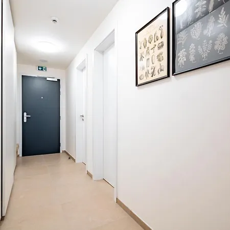 Breezy & Fresh Emerald - Garage & Balcony Apartmán Bratislava