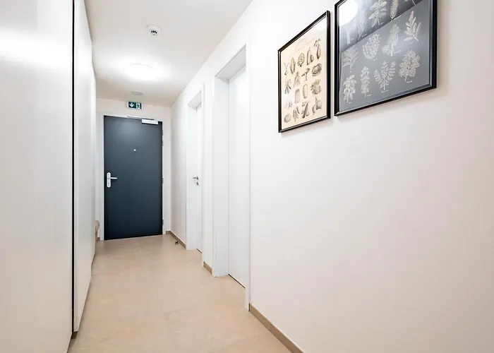 Breezy & Fresh Emerald - Garage & Balcony Apartmán Bratislava