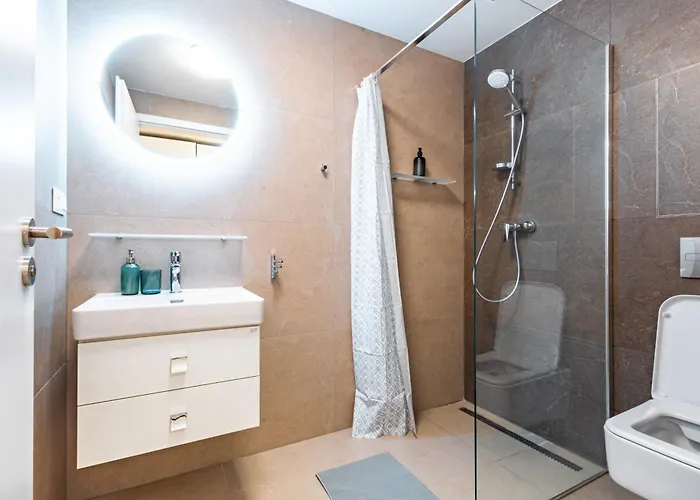 Breezy & Fresh Emerald - Garage & Balcony Appartement *