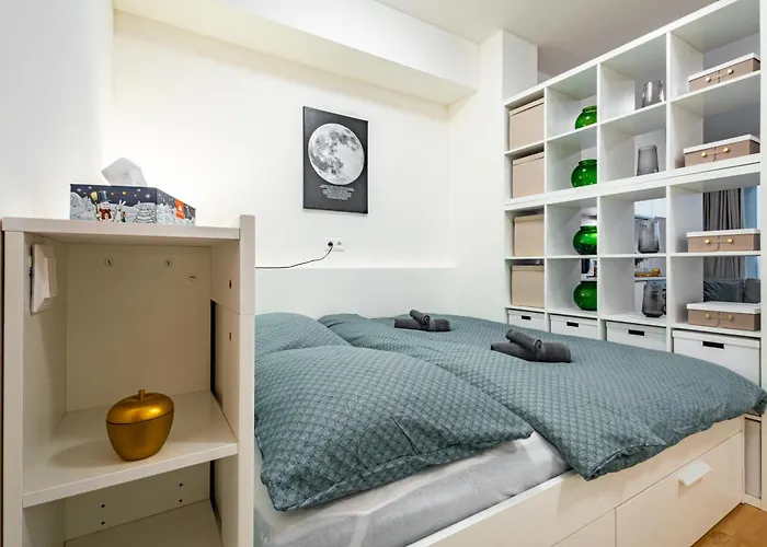 Breezy & Fresh Emerald - Garage & Balcony Lejlighed Bratislava